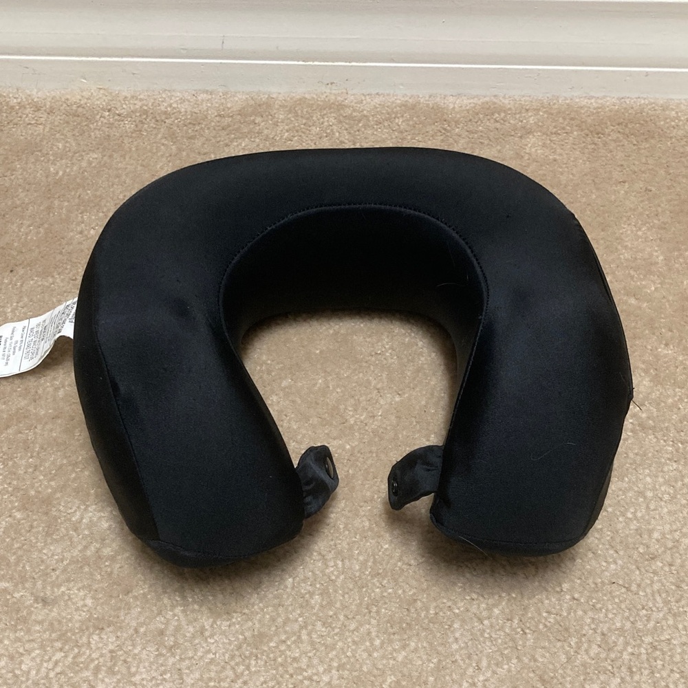 Black Travel Neck Pillow